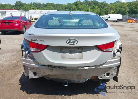 2013 Hyundai Elantra Gls z USA, uszkodzony, nr VIN 5NPDH4AE6DH163885